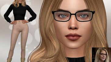 Felicity Smoak at MSQ Sims