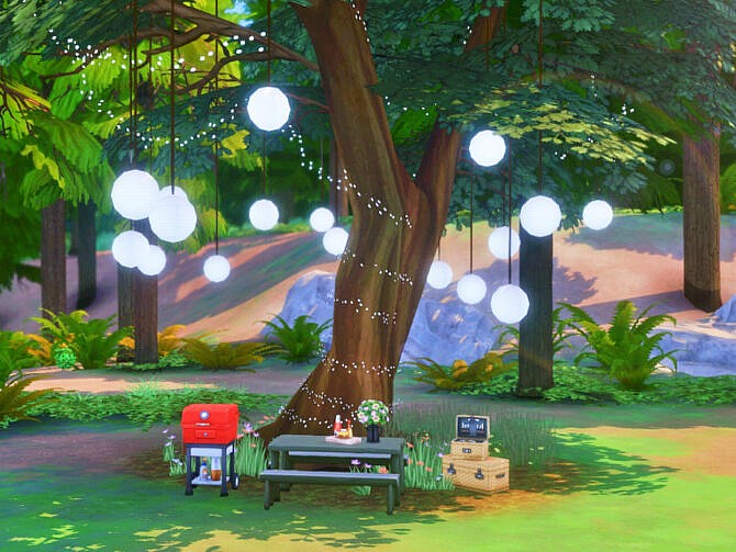 Family Camping by Summerr Plays at TSR