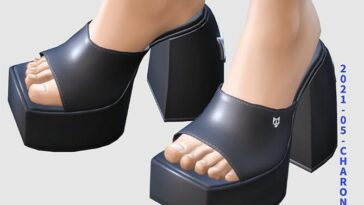 Jada Platform Slippers at Charonlee